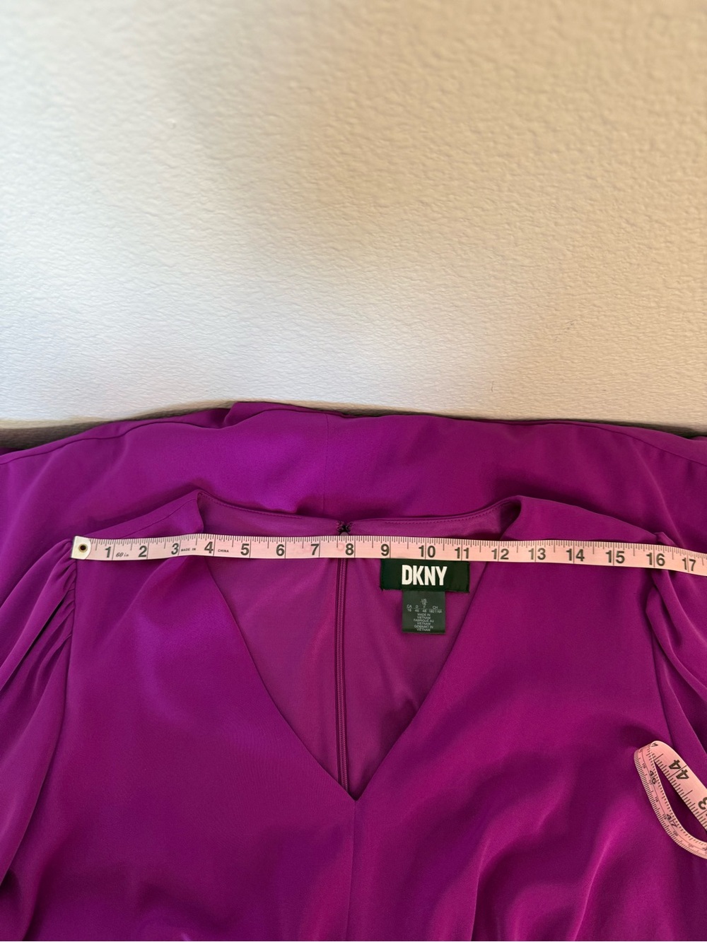 DKNY Empire Midi Dress 3/4 Ruffle Sleeves V-neck Magenta A-line Women’s Size 16 - Picture 8 of 15